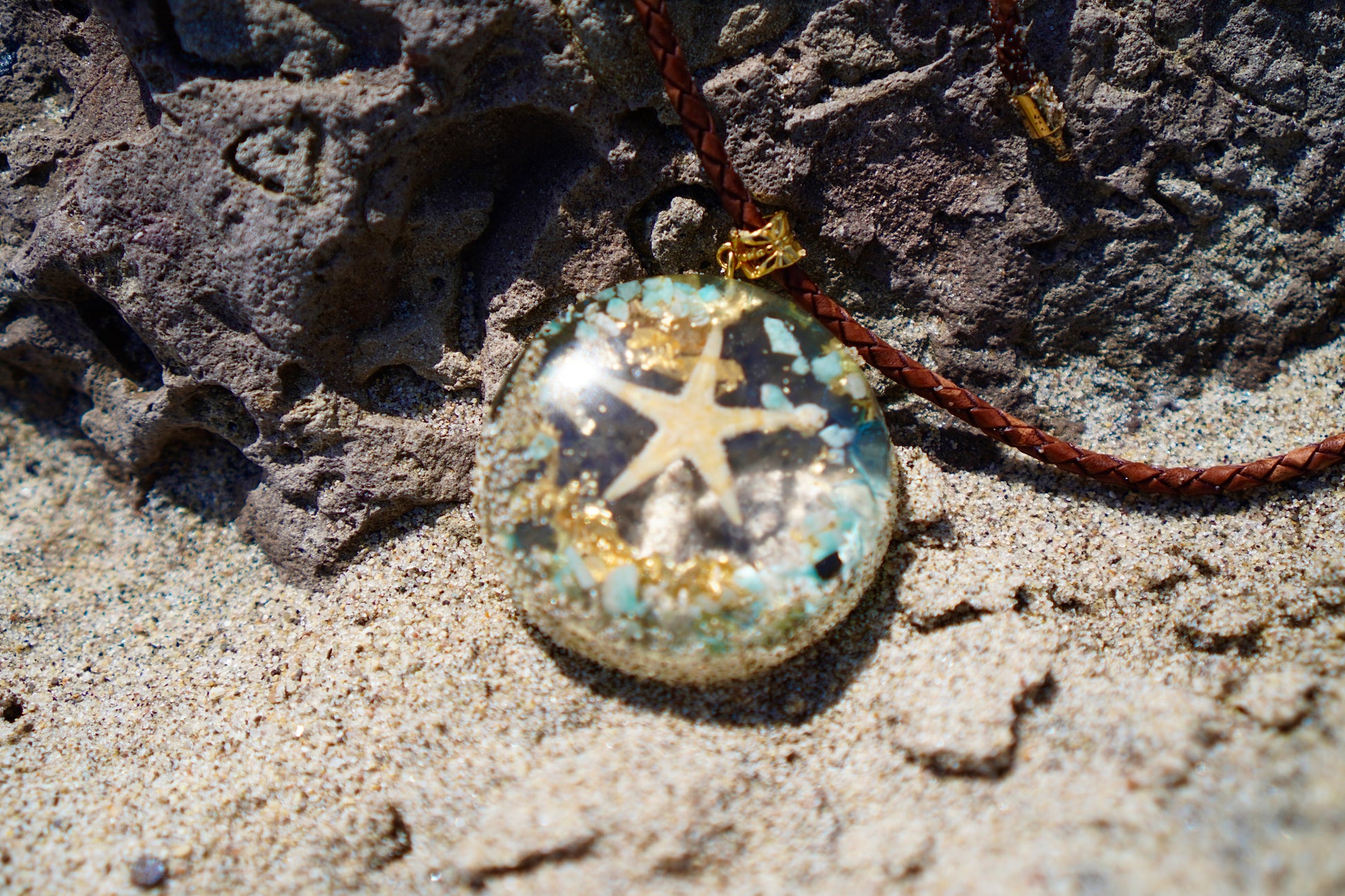 AQUAMARINE & AMAZONITE STARFISH RESIN PENDANT