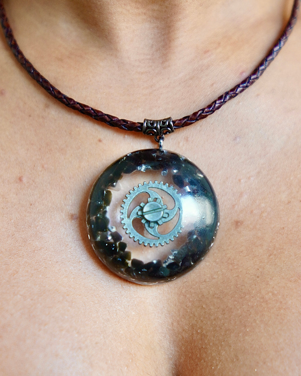 ORGONE OBSIDIAN GUNMETAL PENDANT